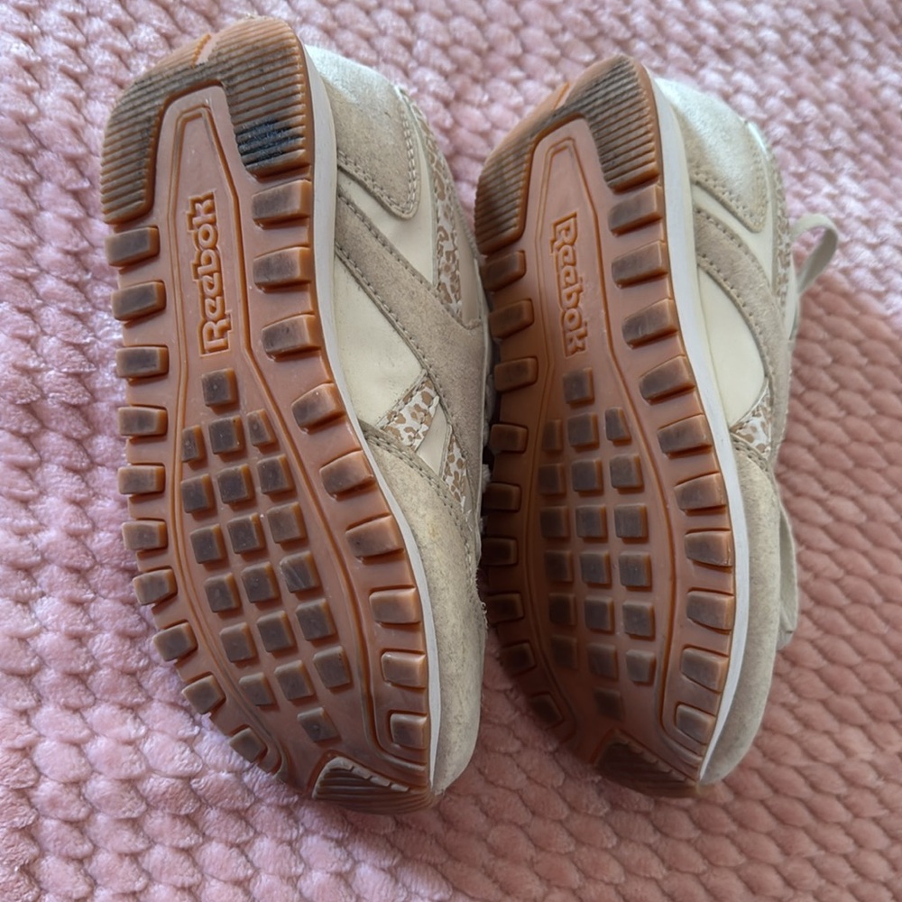 Girls sneakers - Picture 7 of 7